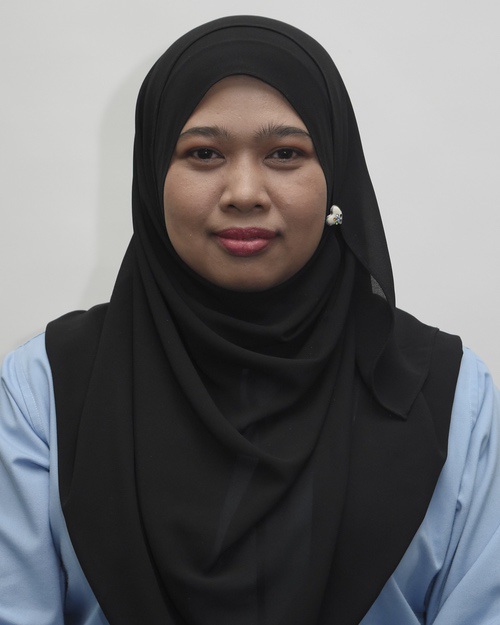 Azean binti Mohd Lana