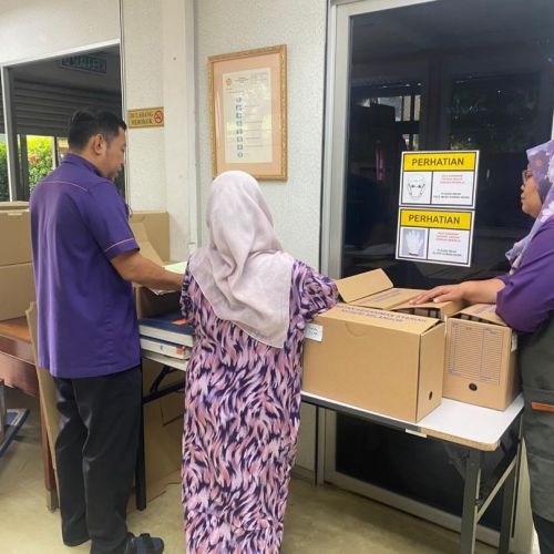 Inisiatif Pengurusan Rekod: Pemindahan 41 Buku Kausa ke Pusat Rekod Arkib Negara Malaysia