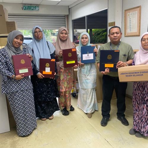 Inisiatif Pengurusan Rekod: Pemindahan 41 Buku Kausa ke Pusat Rekod Arkib Negara Malaysia